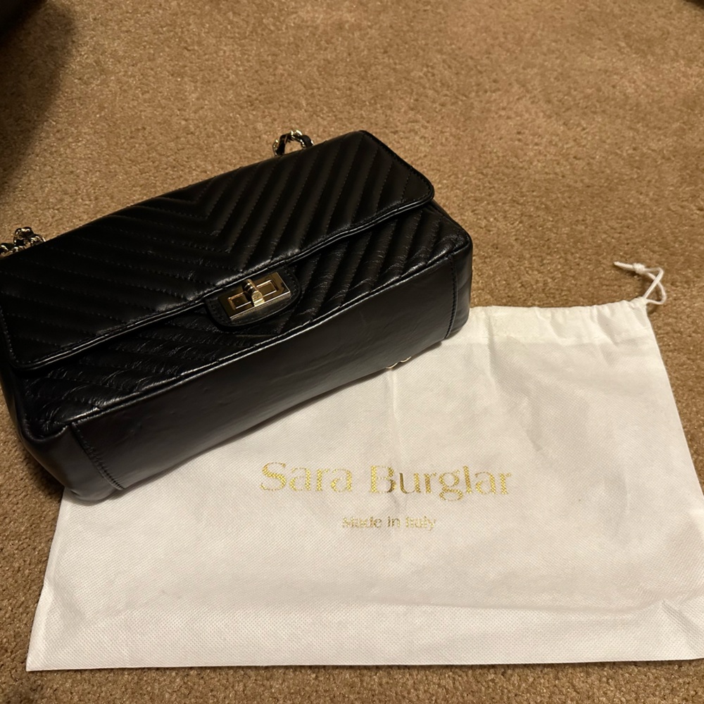 Sara burglar Black leather Gioia Turnlock chevron quilted
Handbag